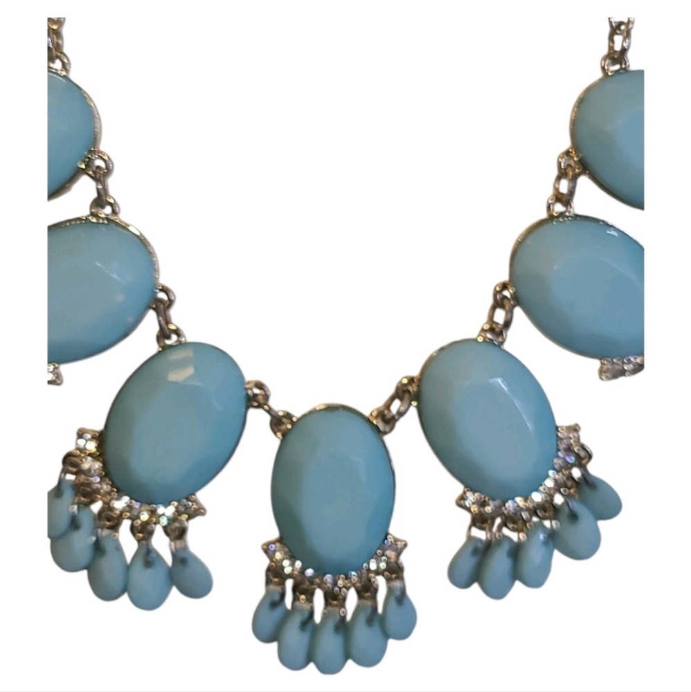 Simply Vera Wang Blue Acrylic & Rhinestone Statement Necklace Silver Tone 17-19" - Picture 2 of 4